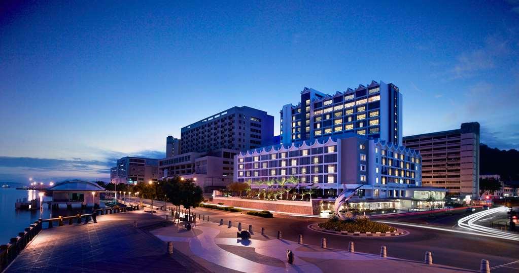 Hyatt Regency Kinabalu 5*
