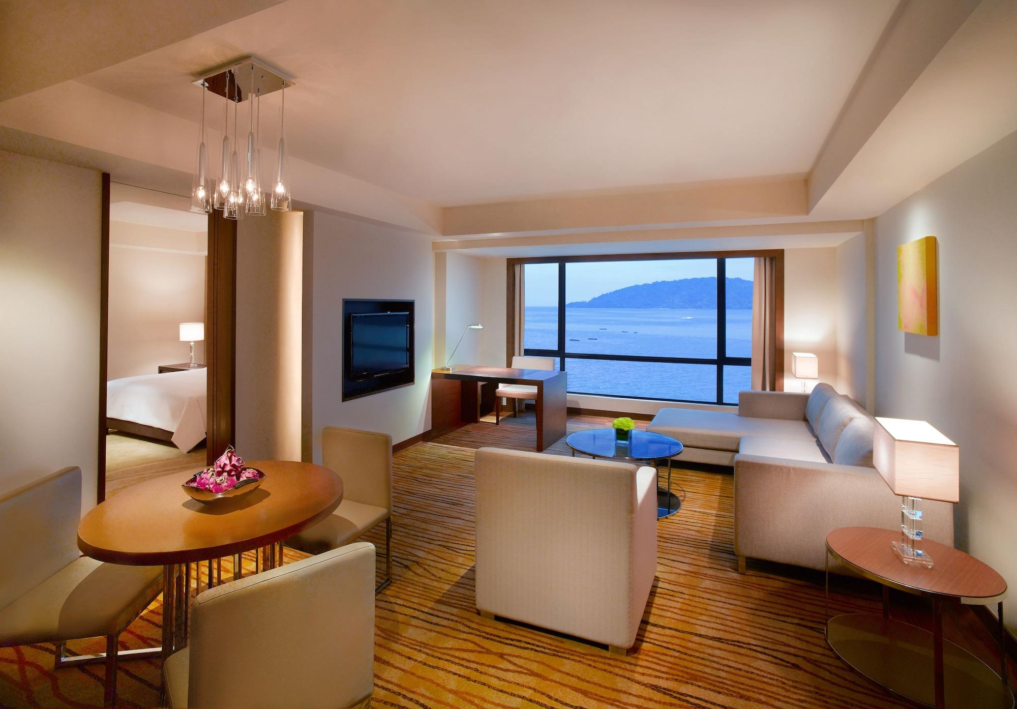 Hyatt Regency Kinabalu Hotel 5*