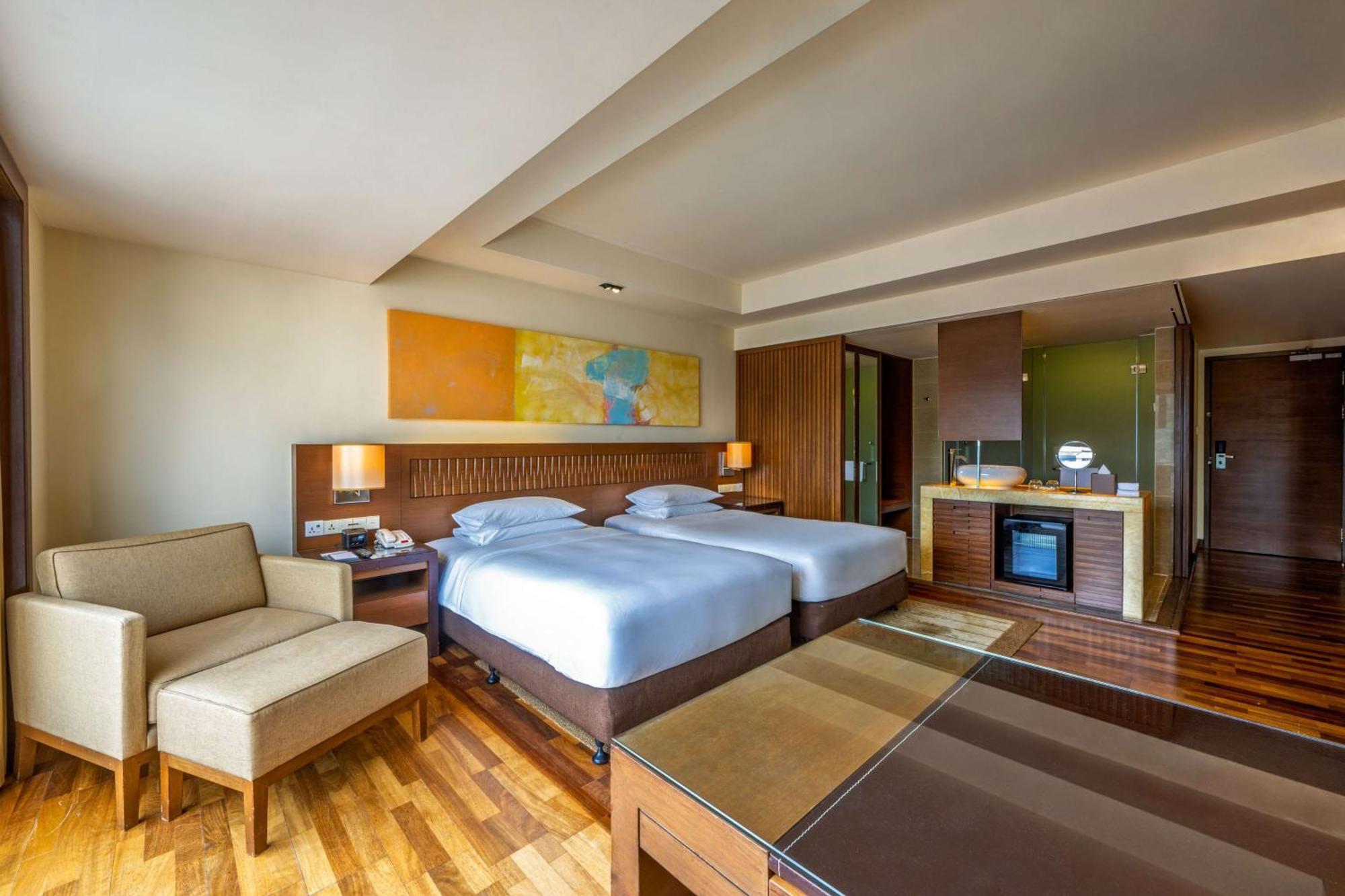 Hotel Hyatt Regency Kinabalu 5*