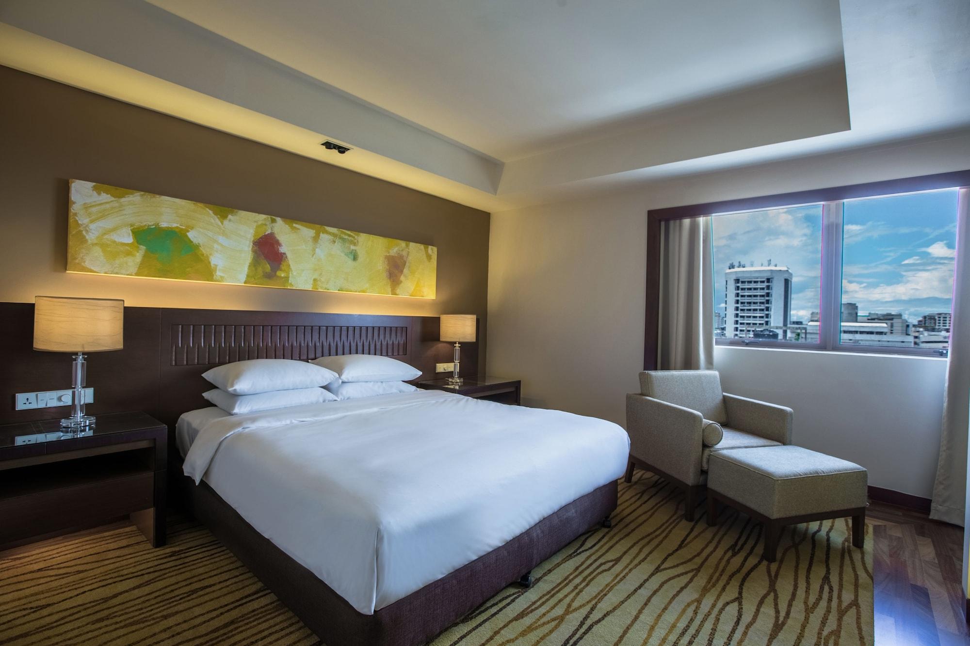 Hyatt Regency Kinabalu 5*